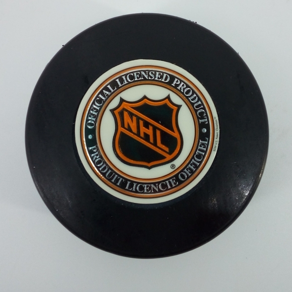 1997 Stanley Cup Detroit Red Wings NHL Championship Champions Hockey Puck - Picture 4 of 4